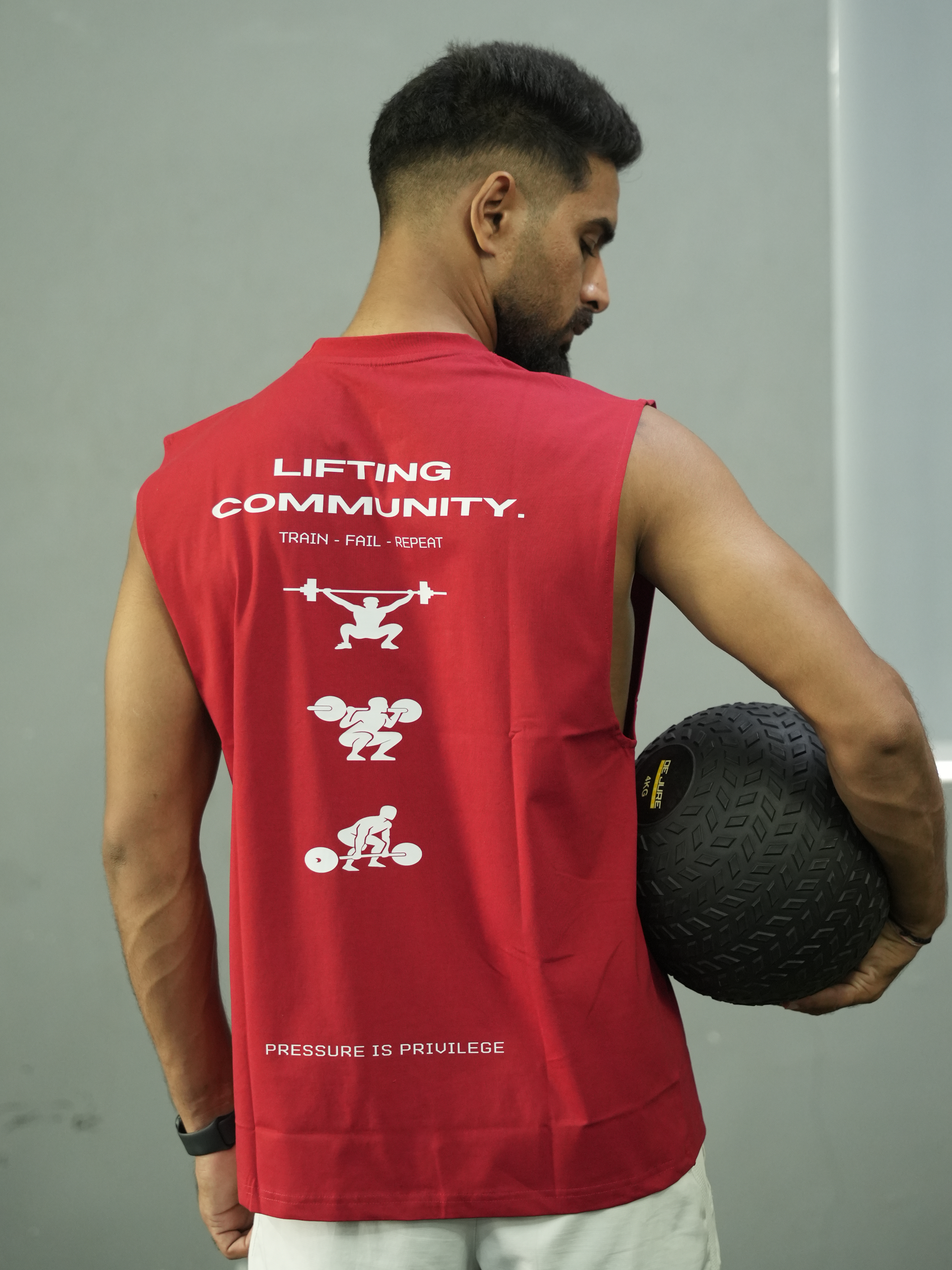 LIFTING CREW - URGENCY PERFORMANCE TANK