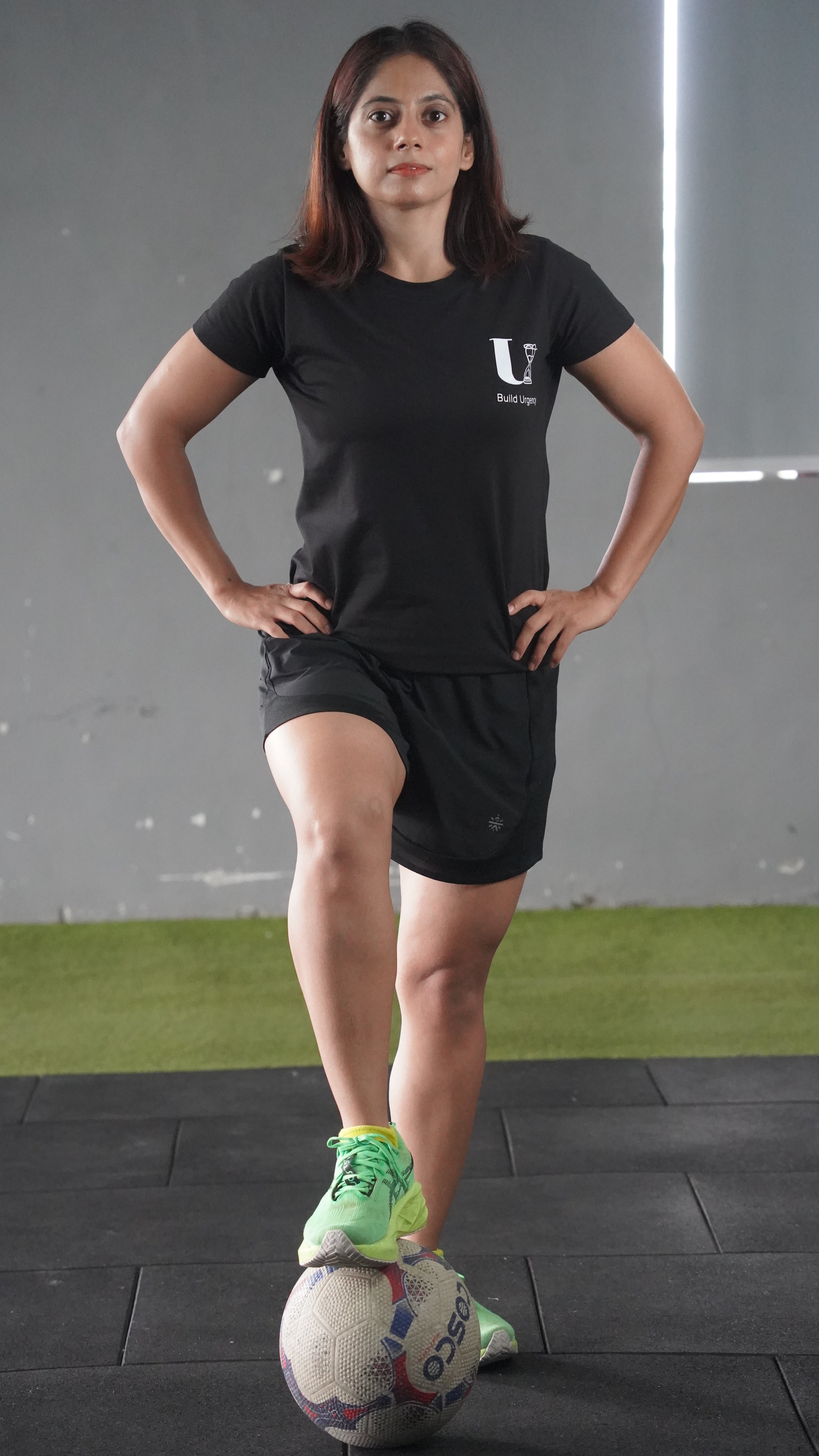 RUNNING CLUB - URGENCY REGULAR ACTIVE TEE